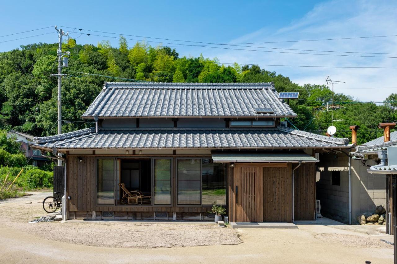 Omishima Space Omoya Imabari Railway Station Exteriér fotografie